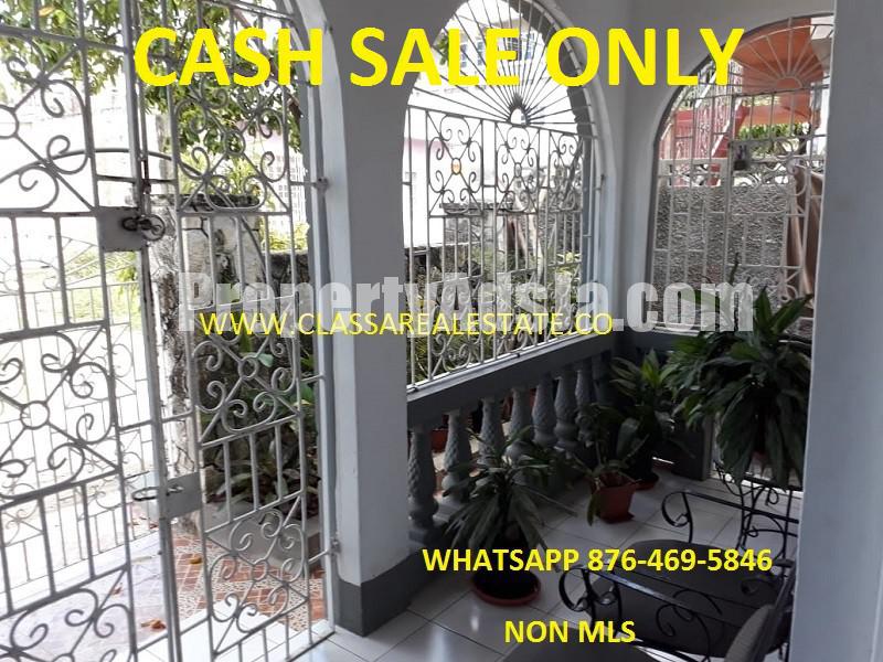 House For Sale in CATHERINE HALL, St. James Jamaica