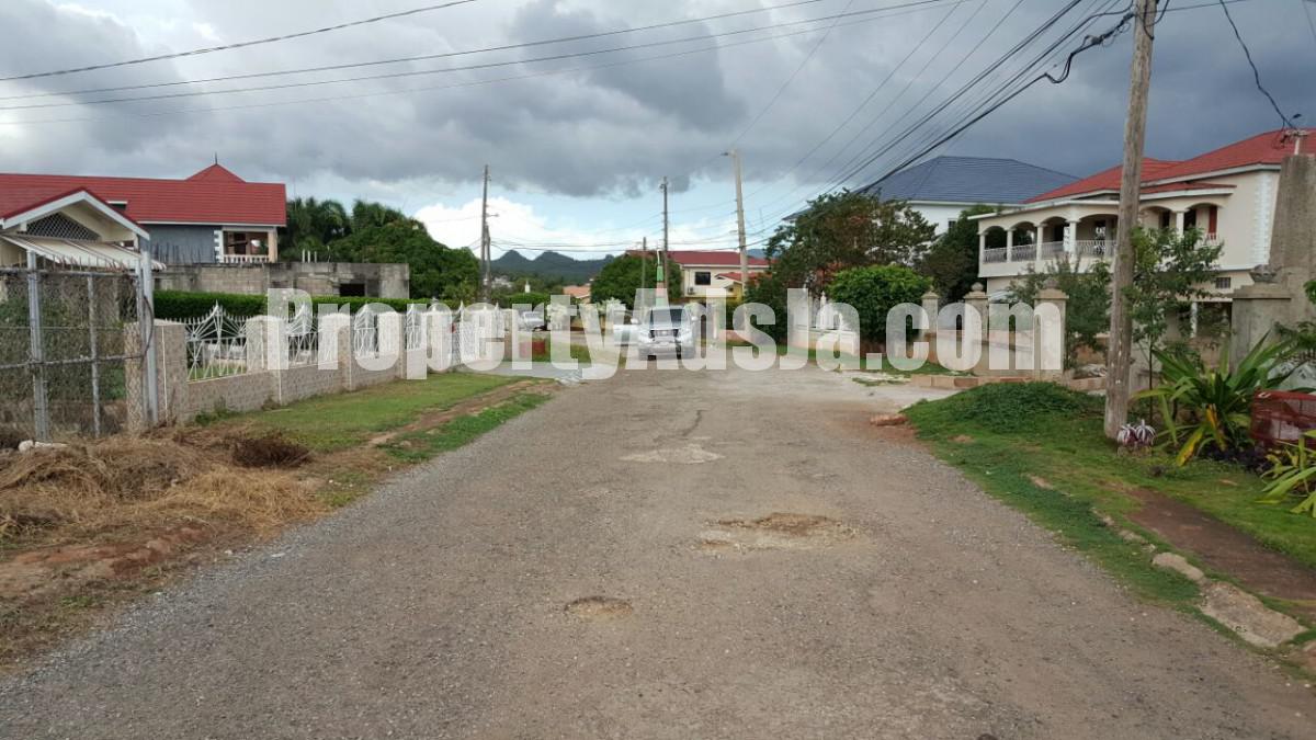 House For Sale in Green Acres Spanish Town, St. Catherine Jamaica