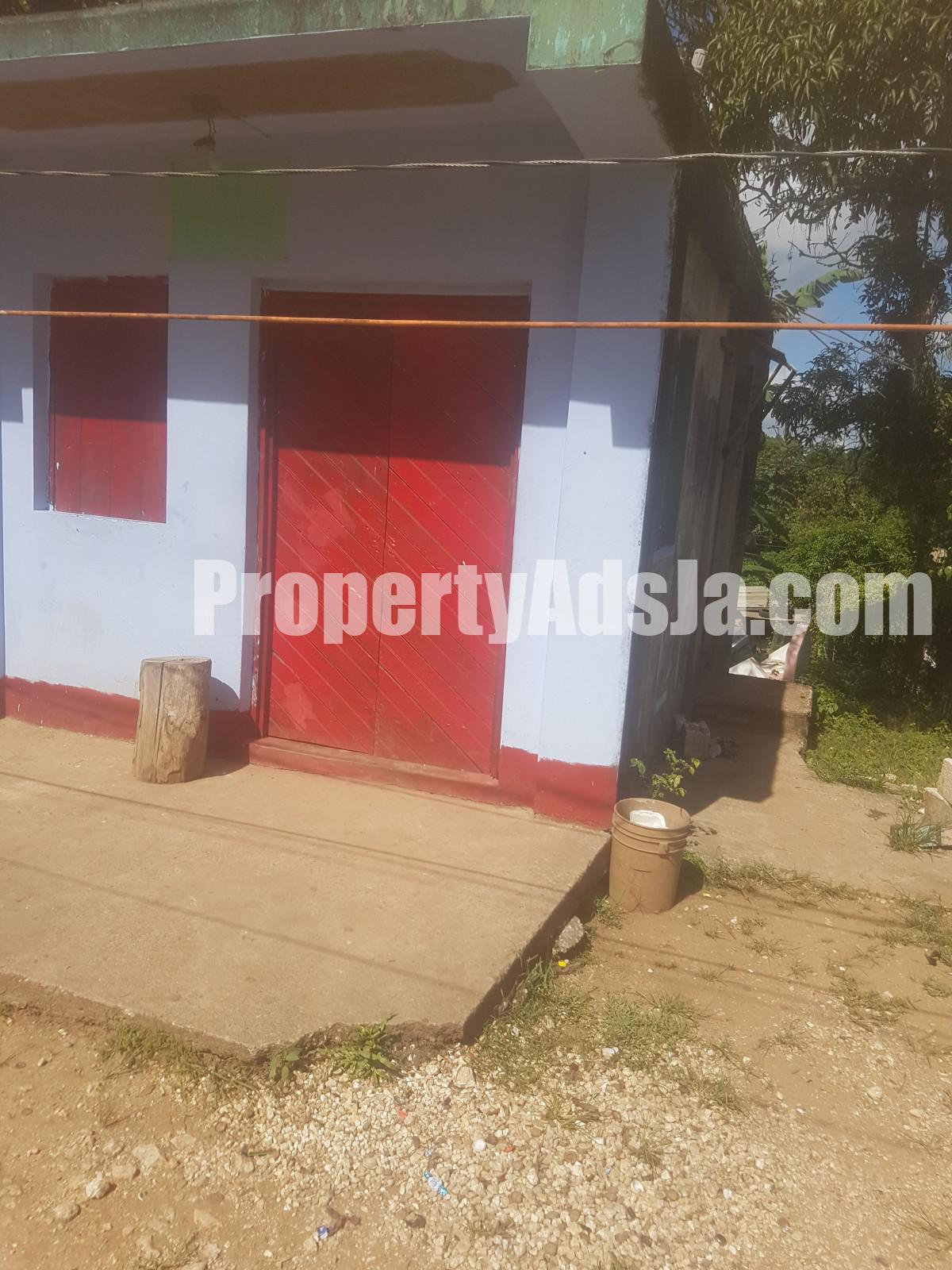 Commercial building For Sale in Kellits, Clarendon Jamaica