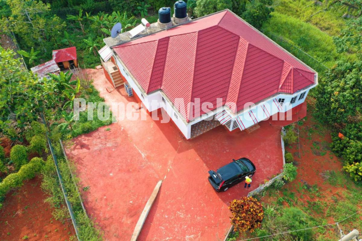 House For Sale in Newport, Manchester Jamaica