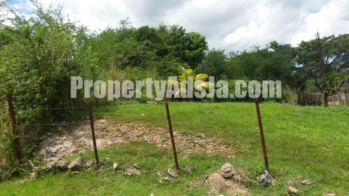 House For Sale in Orangefield Ewarton, St. Catherine Jamaica