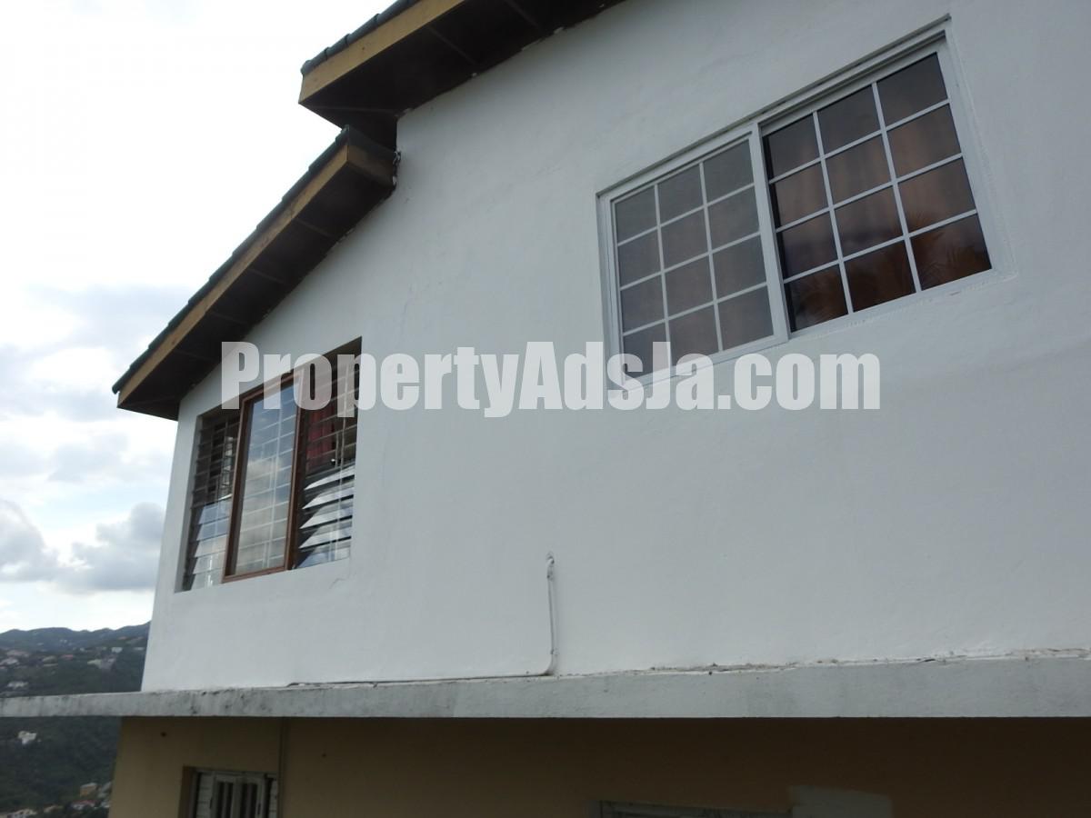 House For Sale in Armour Heights, Kingston / St. Andrew Jamaica