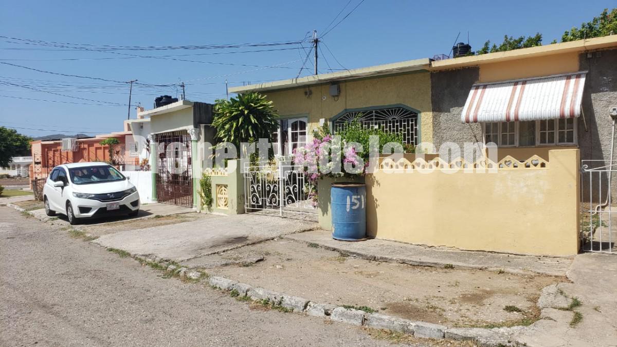 House For Sale in Cumberland Portmore, St. Catherine Jamaica