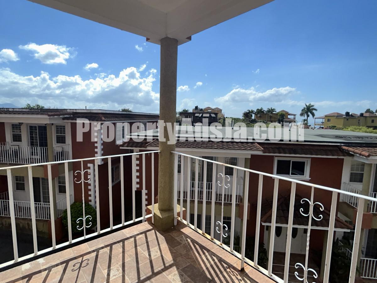 Apartment For Sale in East Kirkland Heights, Kingston / St. Andrew