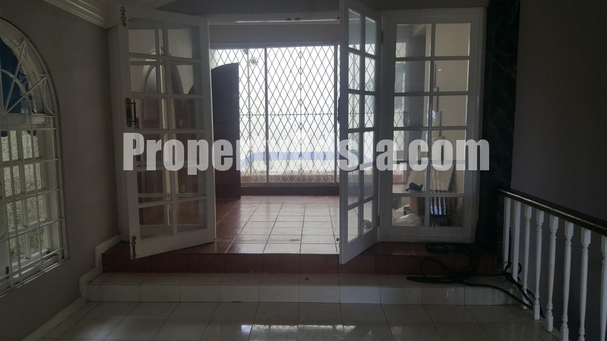 House For Sale in Stony Hill, Kingston / St. Andrew Jamaica