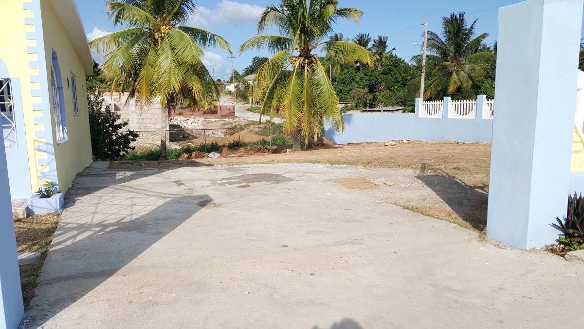House For Rent in St Jago South Spanish Town, St. Catherine Jamaica