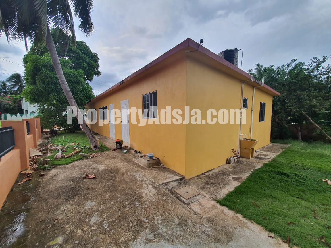 House For Sale in Mercury Gardens, St. Catherine Jamaica