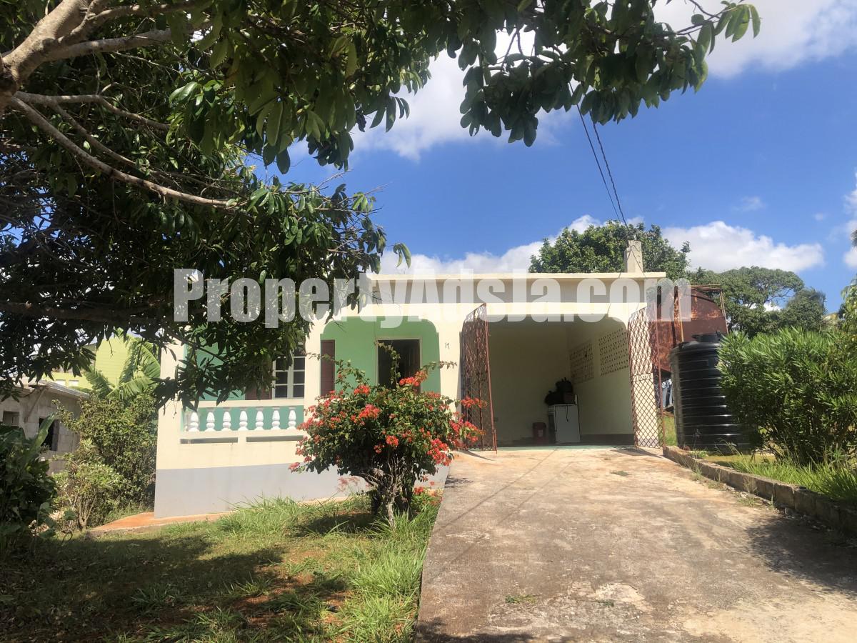 House For Sale in 48 Mannings Home Housing Scheme, St. Elizabeth