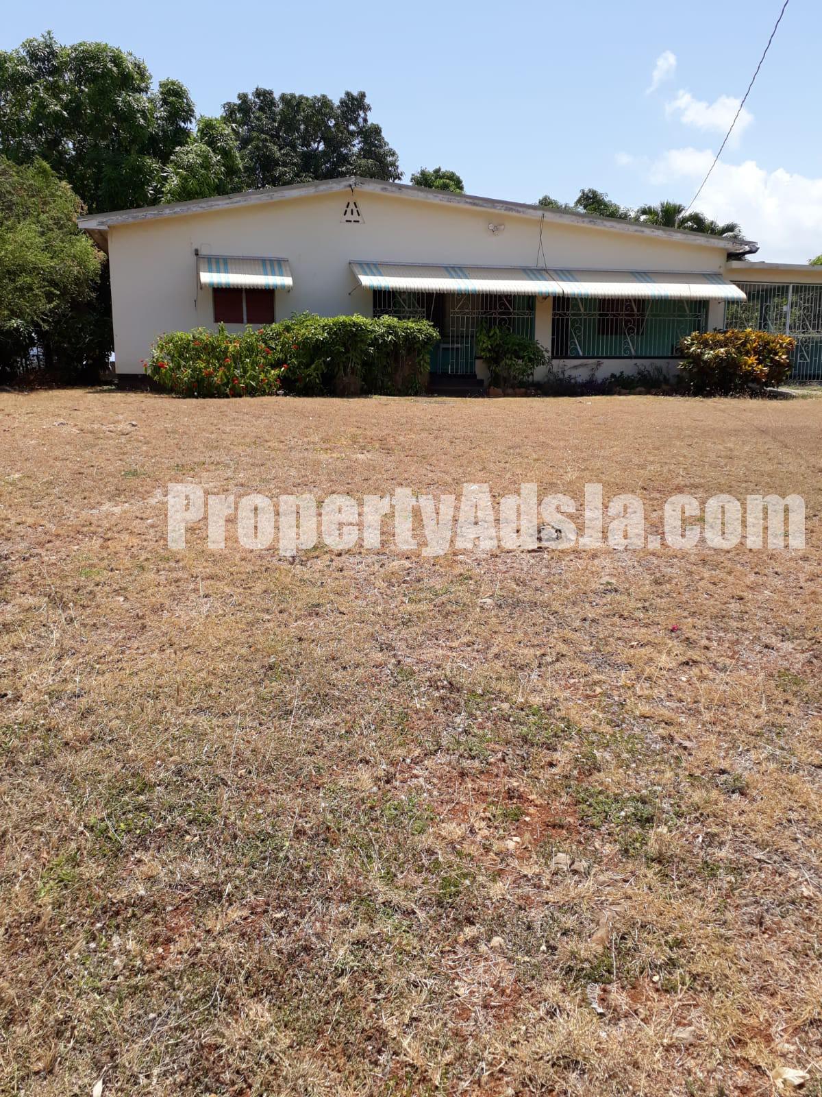 House For Sale in Discovery Bay, St. Ann Jamaica