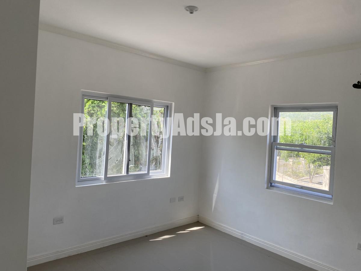 Apartment For Rent in Mona Heights close to Aqueducts, Kingston / St