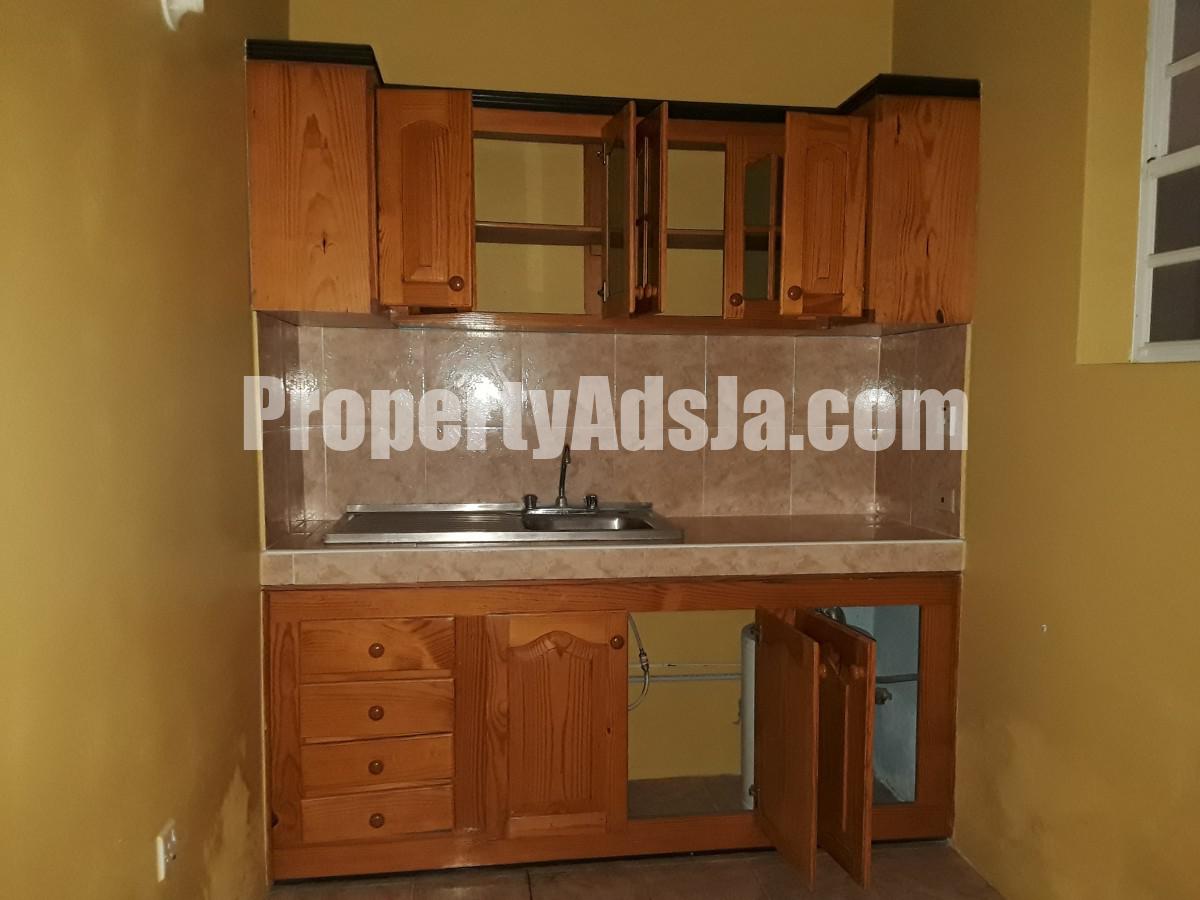 Flat For Rent in Caledonia Meadows, Manchester Jamaica