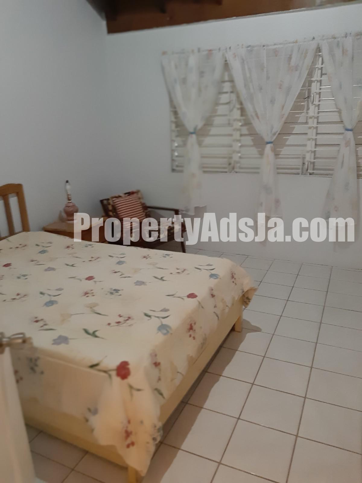 Flat For Rent in Hope pastures kgn 6, Kingston / St. Andrew Jamaica