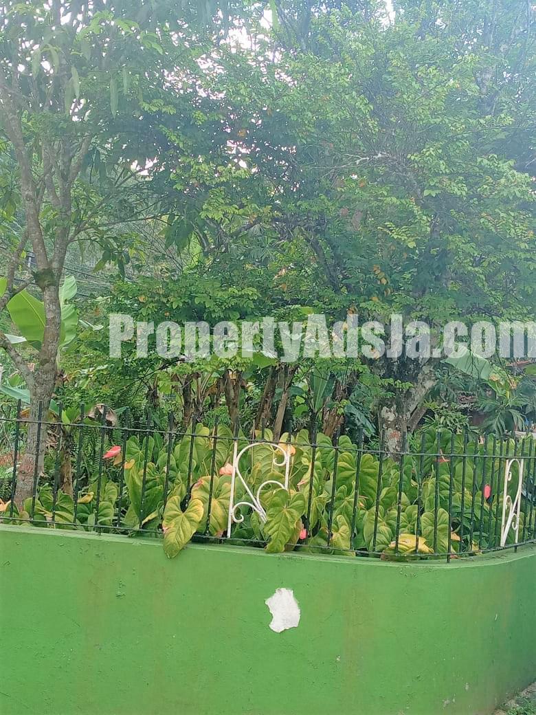 House For Sale in Rock Hall, Kingston / St. Andrew Jamaica