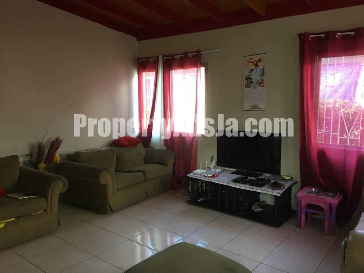 House For Sale in Washington Boulevard, Kingston / St. Andrew Jamaica