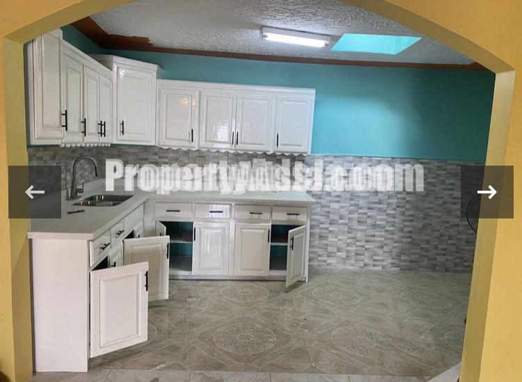 House For Rent in Kingston 11, Kingston / St. Andrew Jamaica