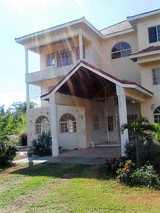 House For Sale in Litiz, St. Elizabeth Jamaica