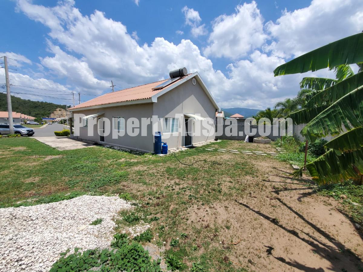 House For Sale in Caymanas Country Club, St. Catherine Jamaica