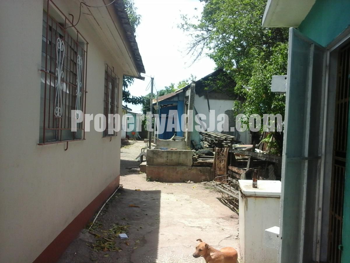 House For Sale in Greenwich Town, Kingston / St. Andrew Jamaica