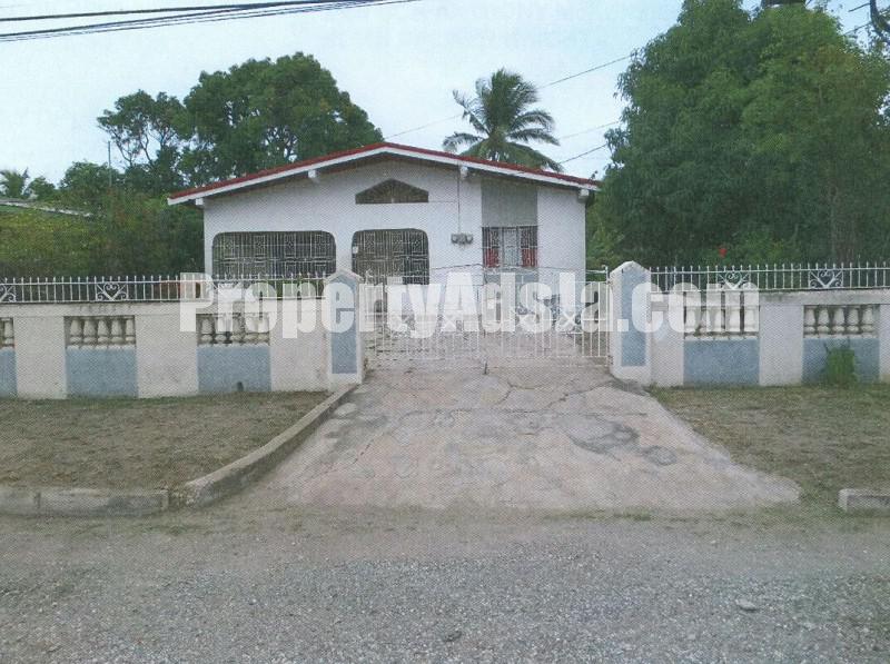 House For Sale in HORIZON PARK, St. Catherine Jamaica
