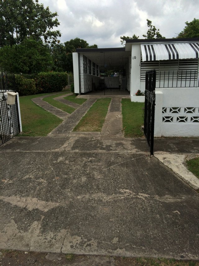 House For Rent in MONA, Kingston / St. Andrew Jamaica