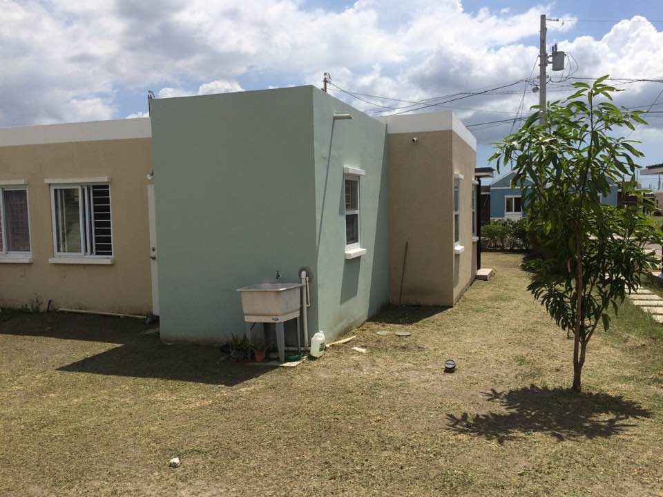 House For Sale in Jacaranda Homes Old Harbour Road St Catherine, St