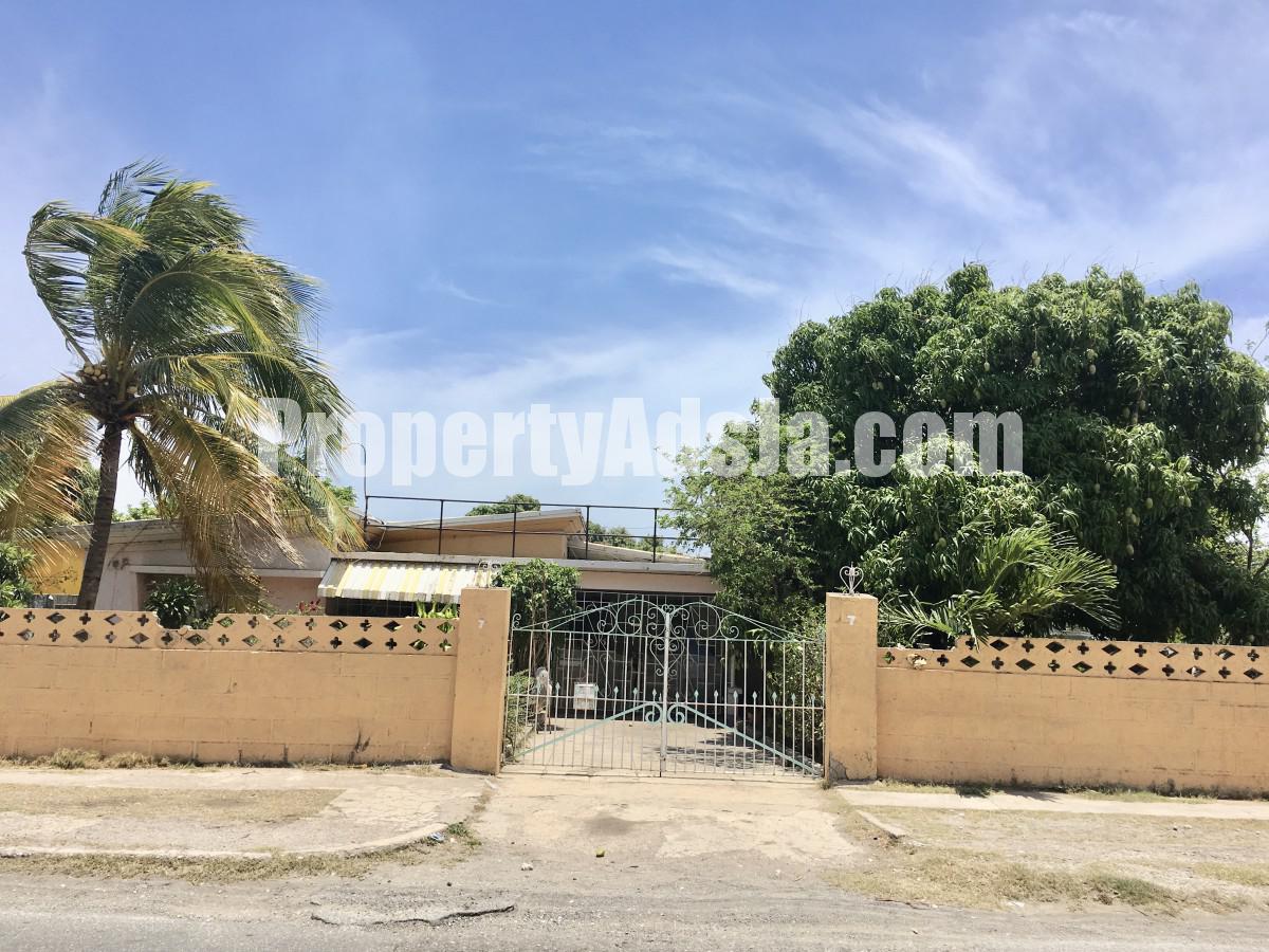 House For Sale in Norman Gardens, Kingston / St. Andrew Jamaica
