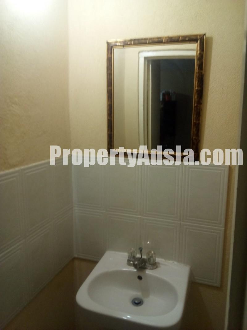 Townhouse For Sale in Morris Meadows, St. Catherine Jamaica