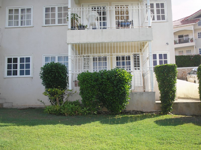 Apartment For Rent in Plantation Heights Red Hills Belvedere, Kingston