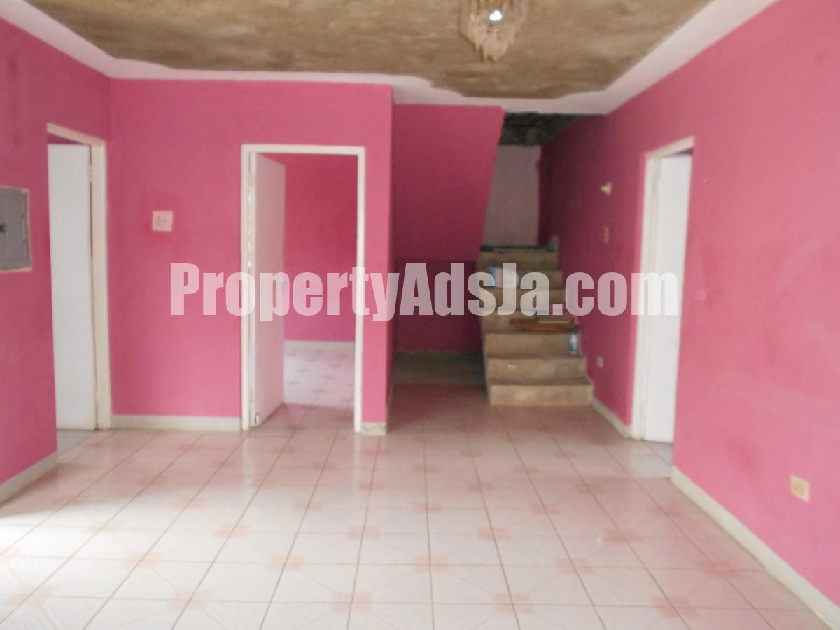 House For Sale in Old Harbour Glades, St. Catherine Jamaica