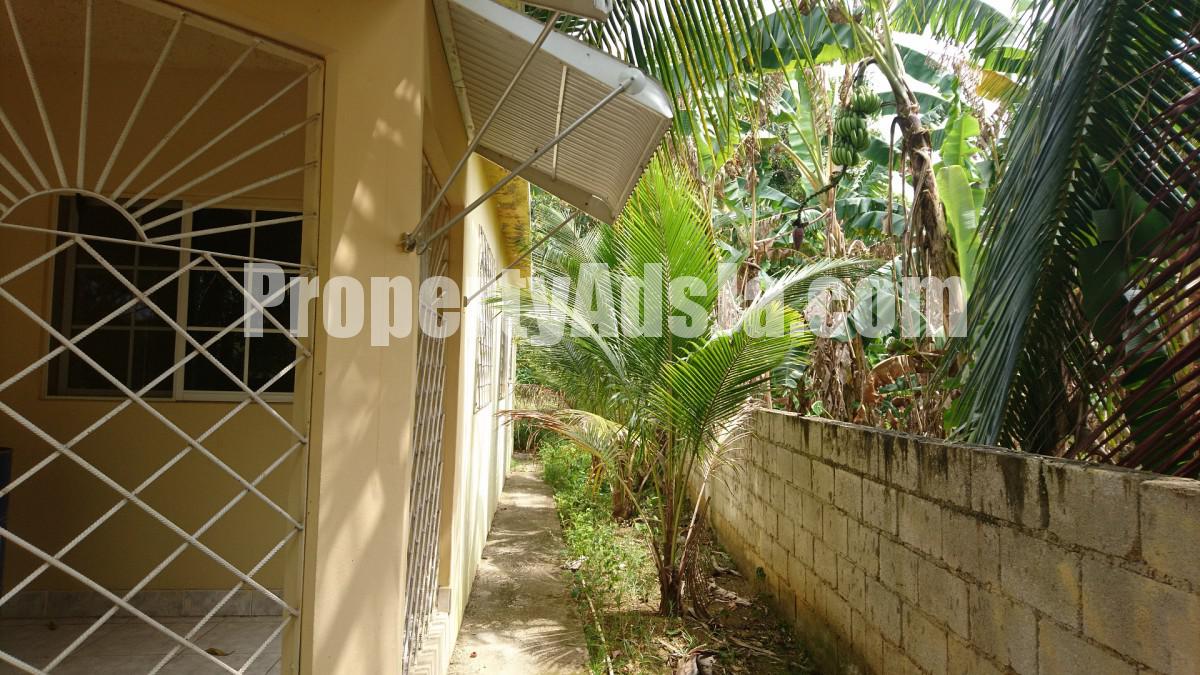 House For Sale in Burnt Savannah, St. Elizabeth Jamaica