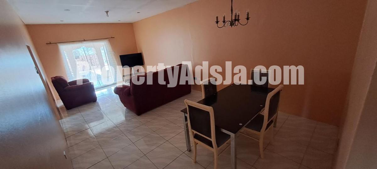 House For Rent in Molynes Road, Kingston / St. Andrew Jamaica