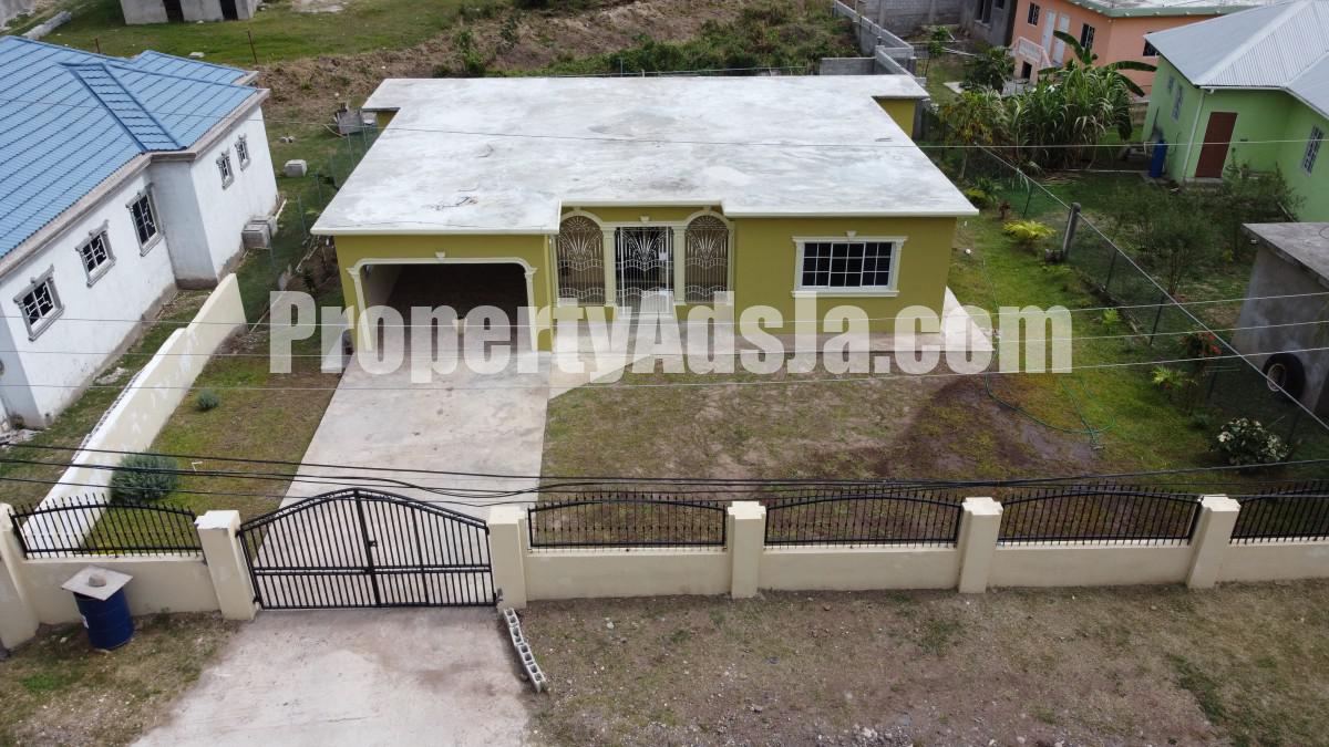 House For Sale in Merrivale Meadows, Clarendon Jamaica