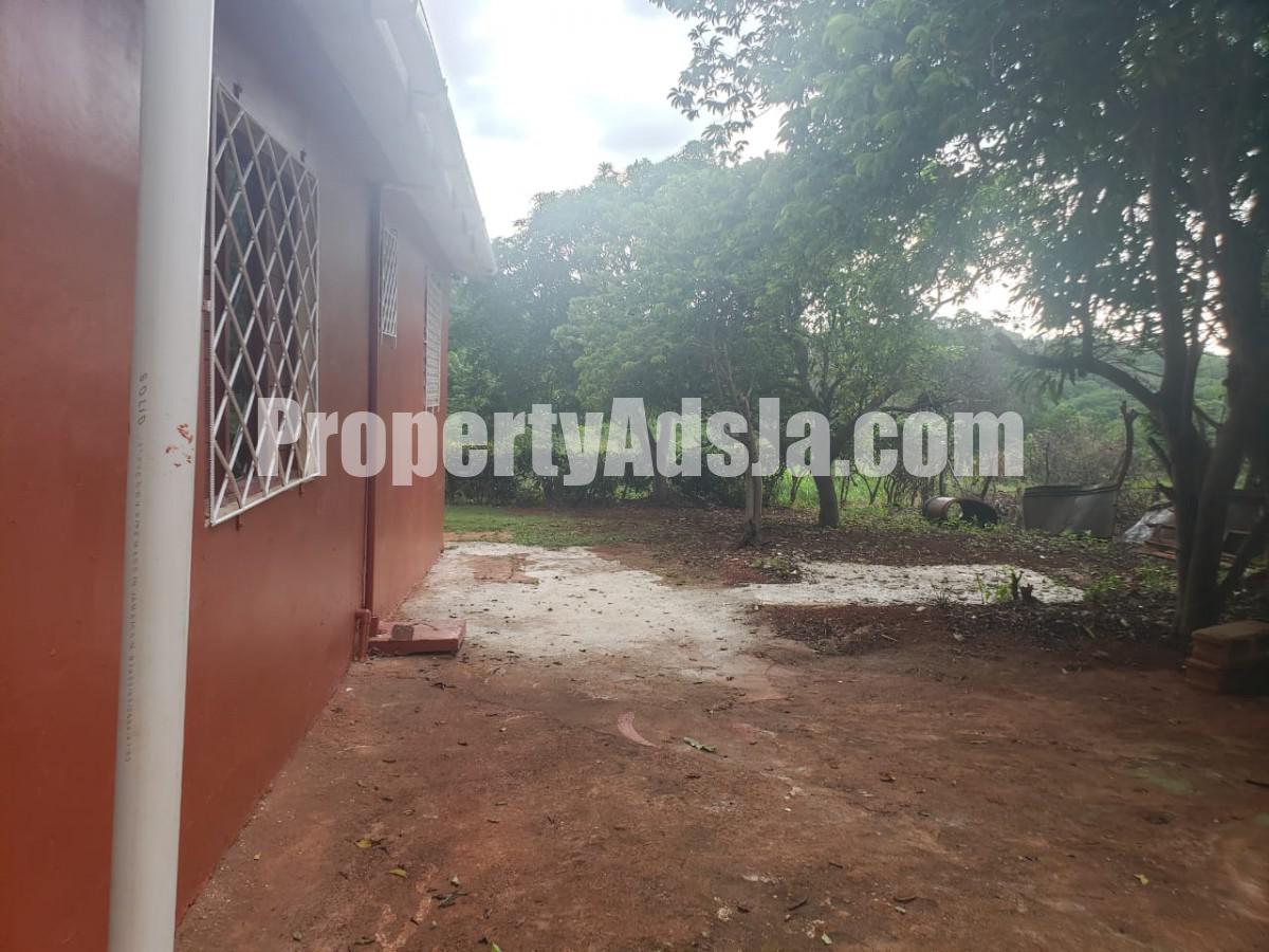 House For Rent in Lititz, St. Elizabeth Jamaica