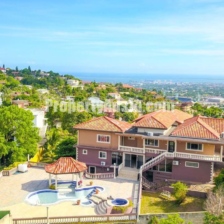 House For Sale in Beverly Hills, Kingston / St. Andrew Jamaica