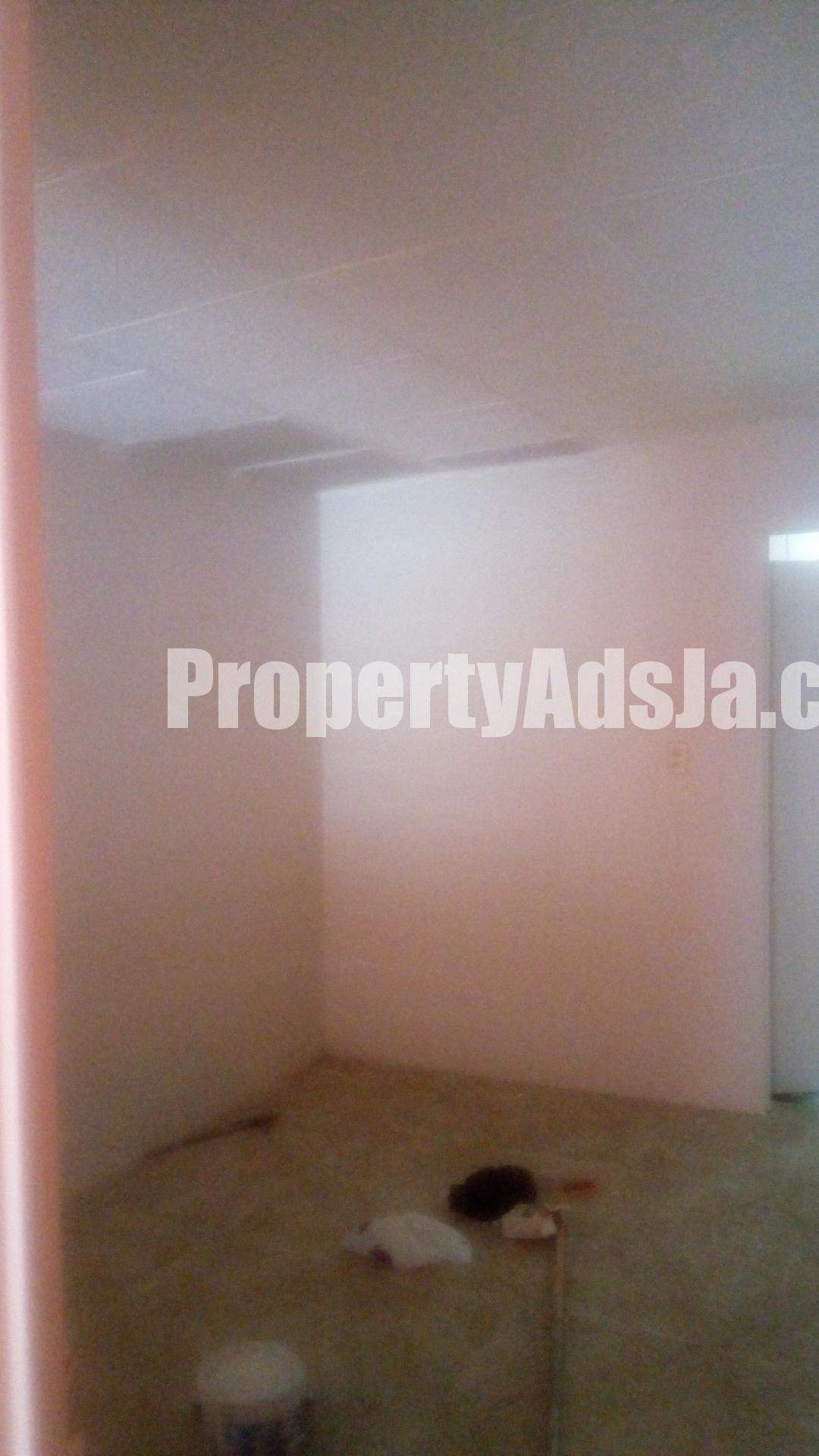 House For Rent in Pembroke Hall, Kingston / St. Andrew Jamaica