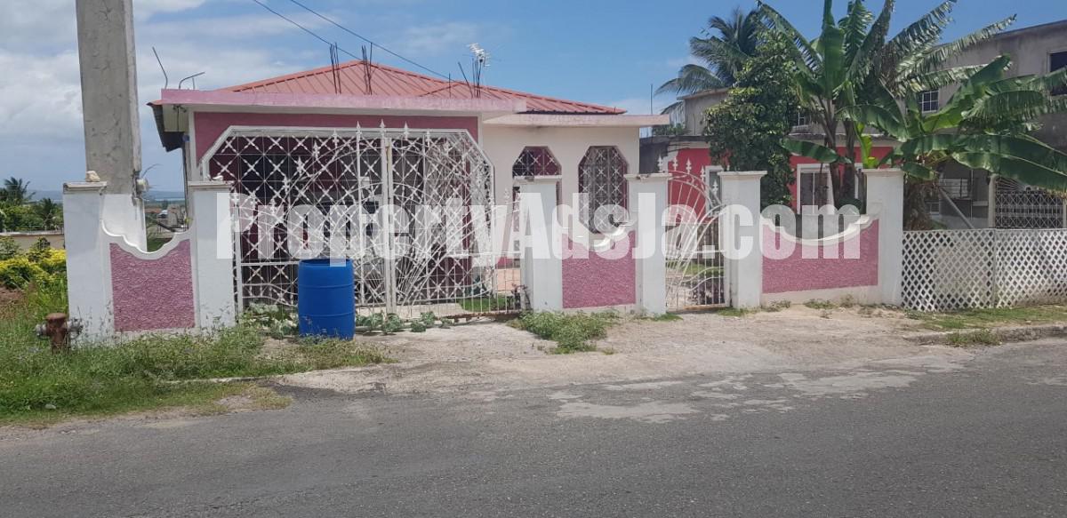 House For Sale in Longville Park, Clarendon Jamaica