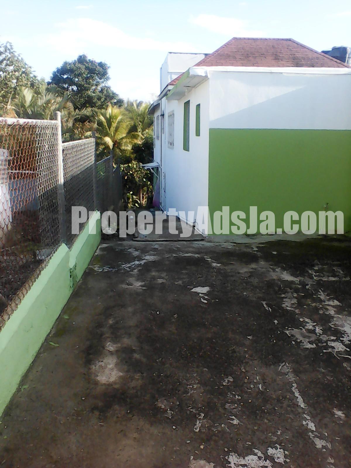 House For Sale in Guys Hill, St. Catherine Jamaica