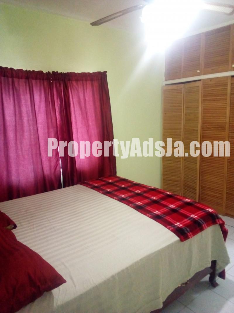 Townhouse For Sale in Morris Meadows, St. Catherine Jamaica