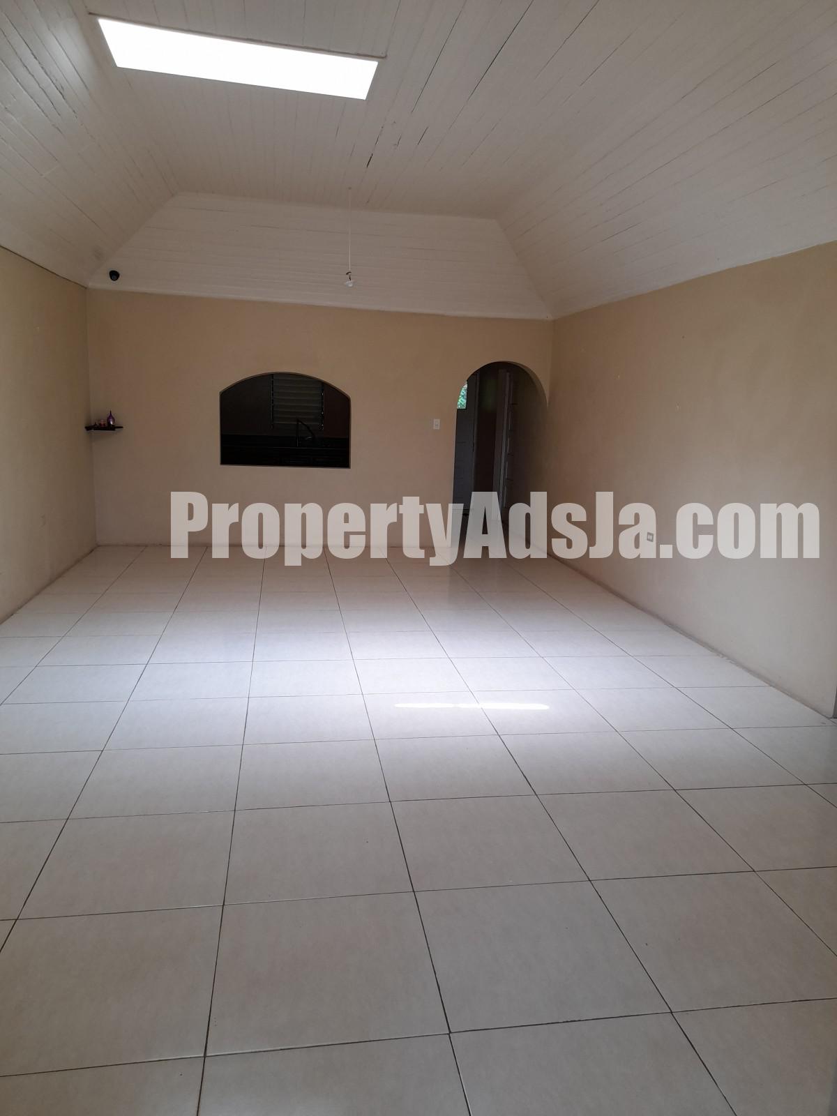 Apartment For Rent in Green Acres Spanish Town, St. Catherine Jamaica