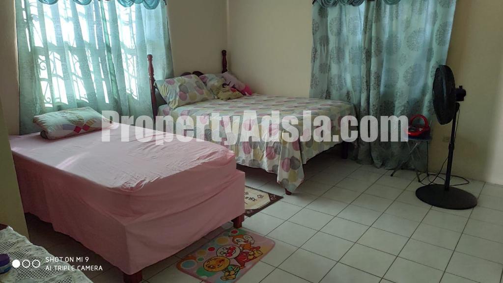 House For Sale in Off Old Harbour Road, St. Catherine Jamaica