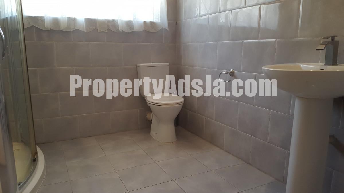 House For Rent in Three Oaks Gardens, Kingston / St. Andrew Jamaica