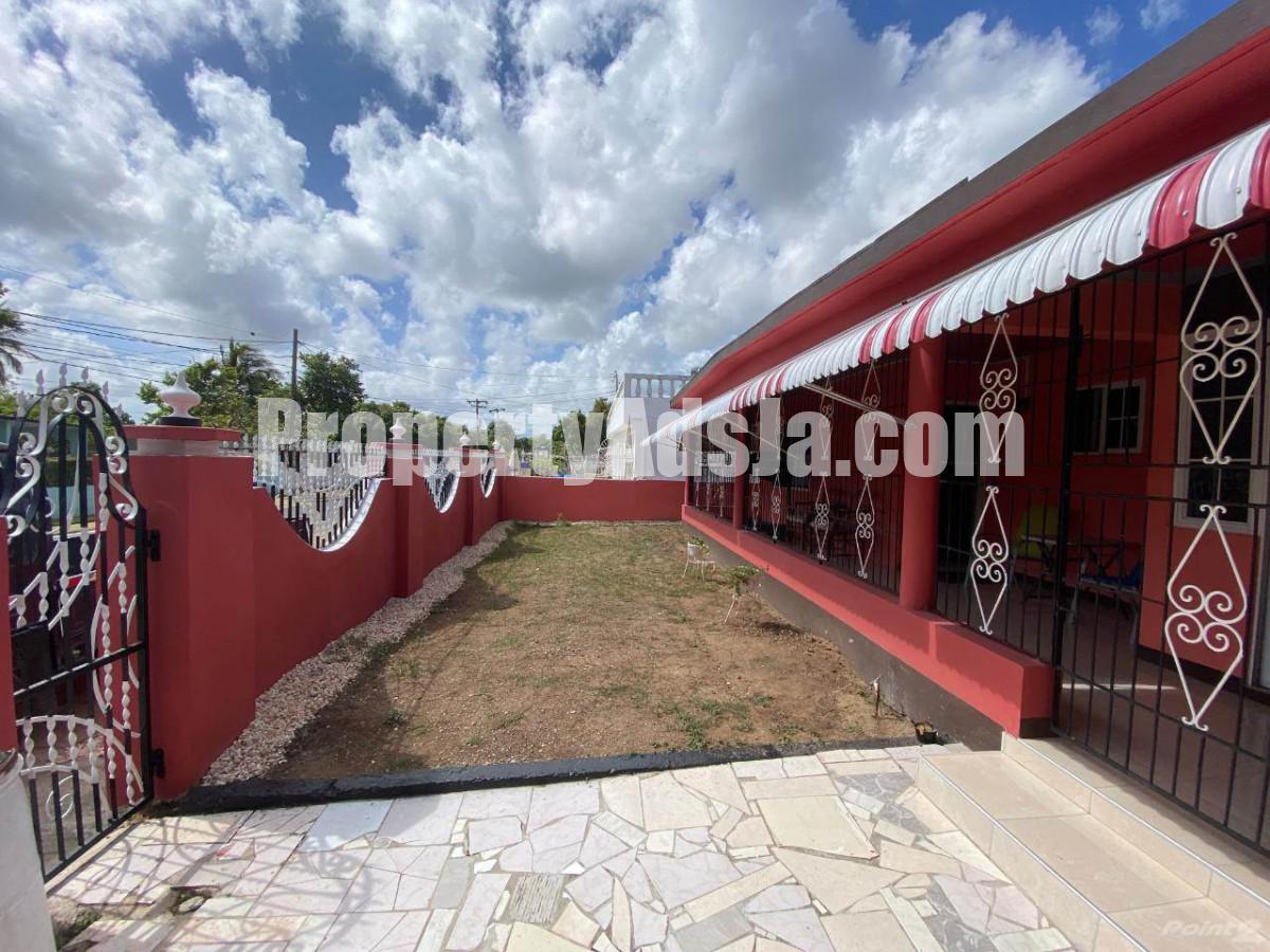 House For Rent in Spanish town, St. Catherine Jamaica