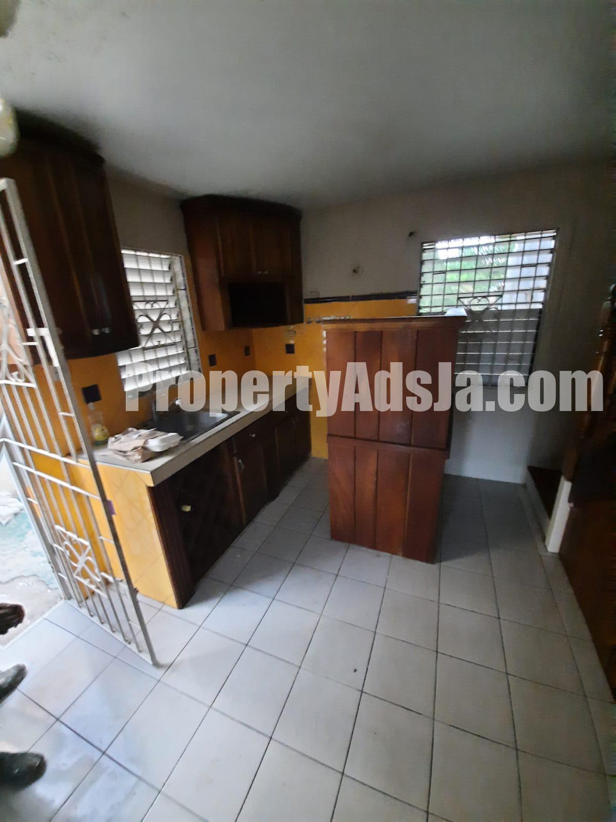Townhouse For Rent in Bridgeview Portmore, St. Catherine Jamaica