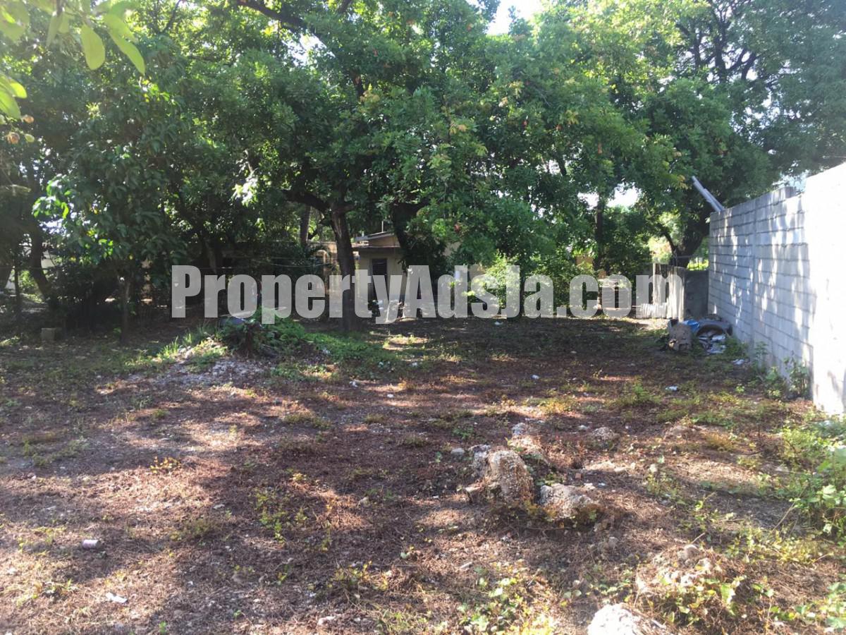 House For Sale in Washington Gardens, Kingston / St. Andrew Jamaica