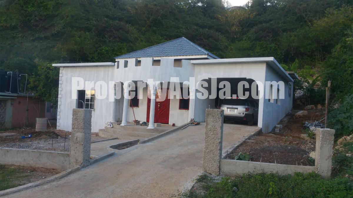 House For Sale in Mount View Estate, St. Catherine Jamaica