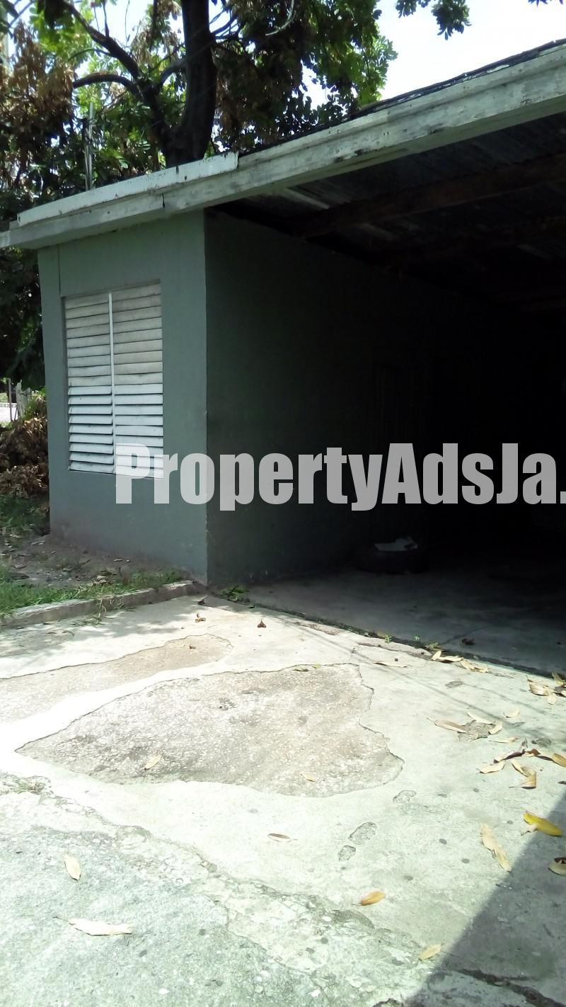 Commercial/farm land For Sale in Kingston 8, Kingston / St. Andrew