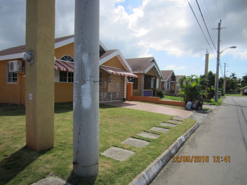 House For Sale in Old Harbour, St. Catherine Jamaica
