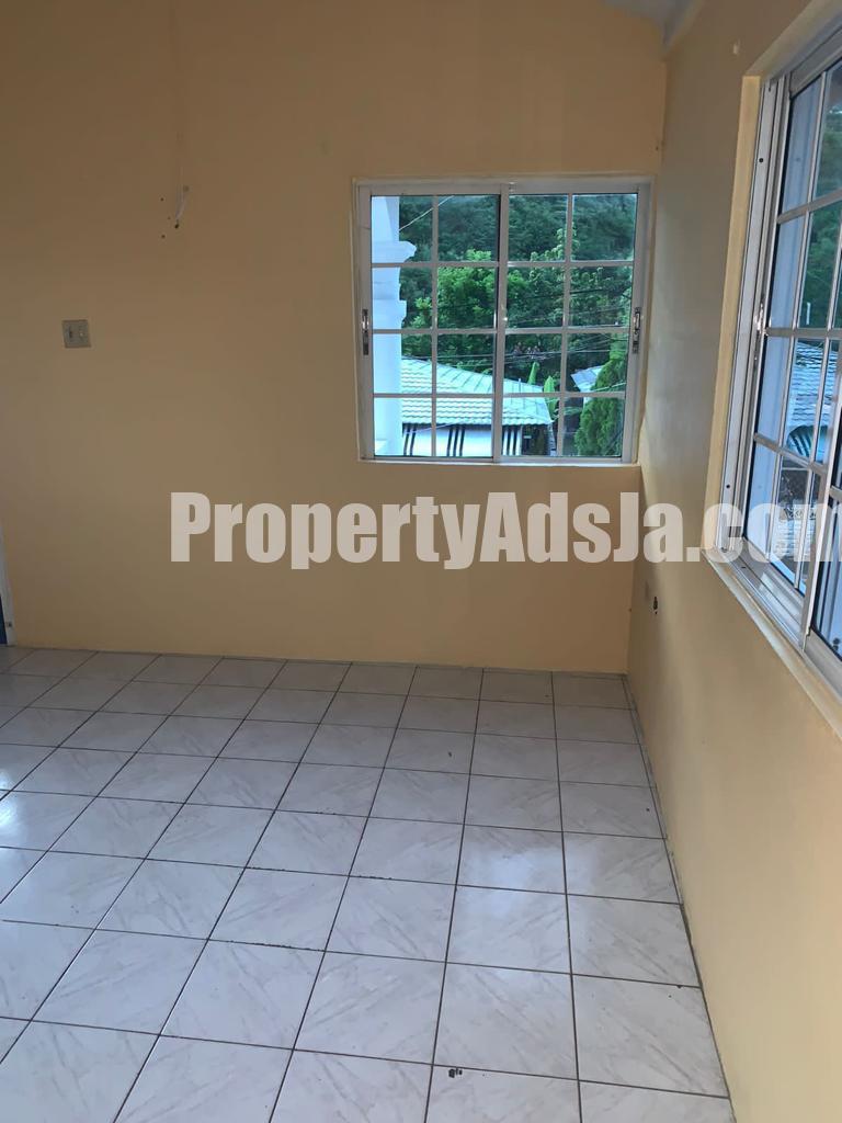 Flat For Rent in Queensborough, Kingston / St. Andrew Jamaica