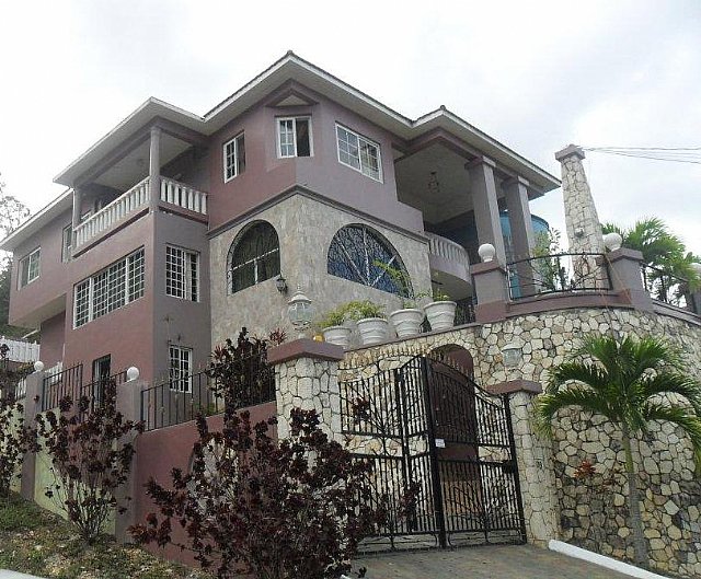 House For Sale in Stony Hill, Kingston / St. Andrew, Jamaica