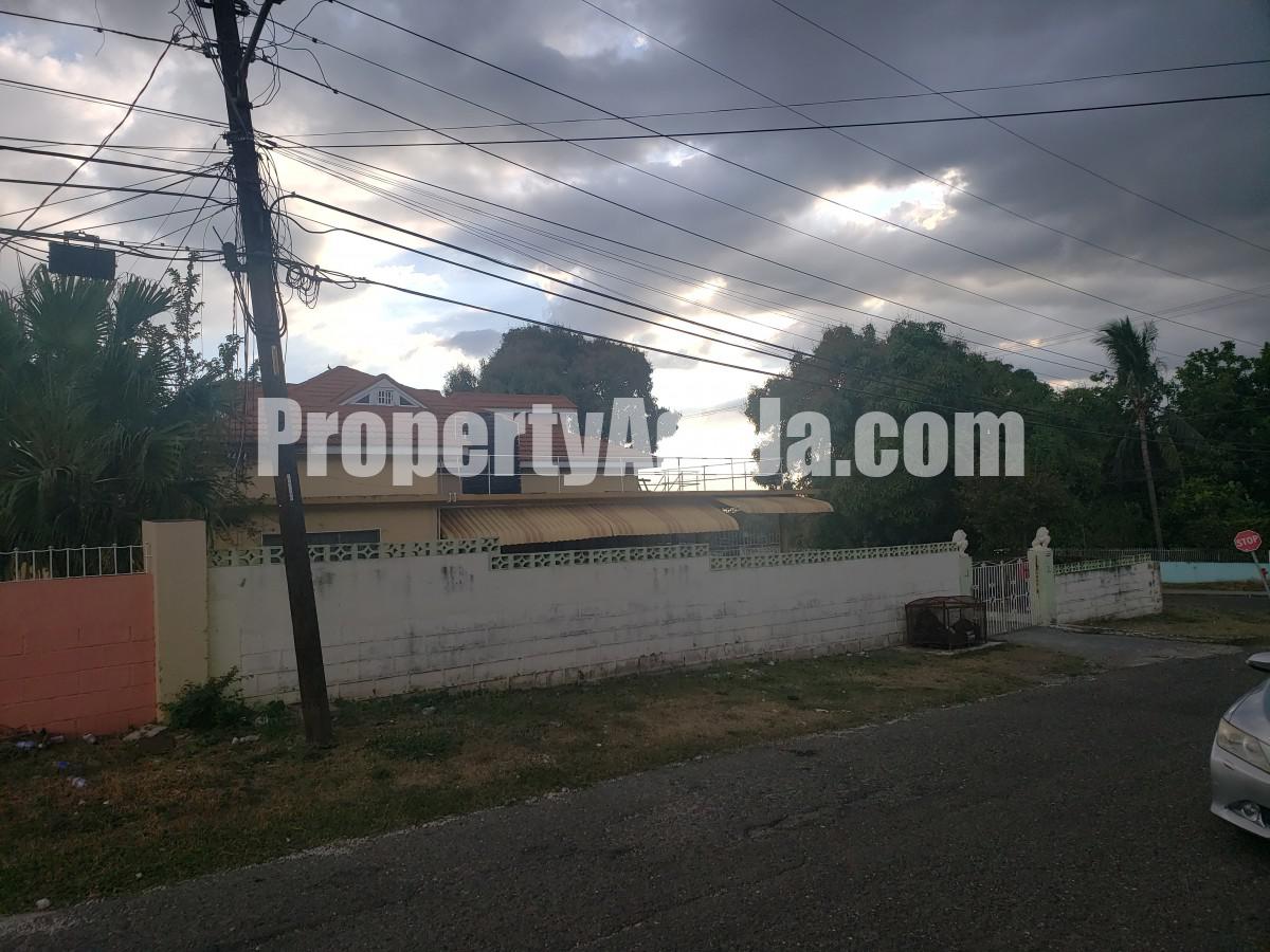 House For Sale in Havendale, Kingston / St. Andrew Jamaica